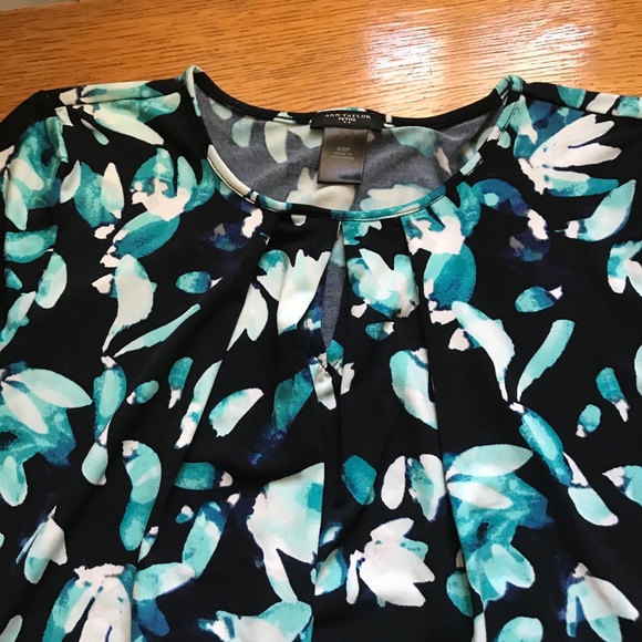 Ann Taylor Top - Picture 2 of 3